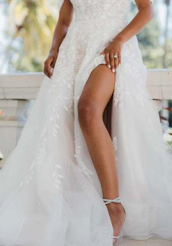 Essense of Australia Style #Ciara #1 (IV-BC) Ivory Lace Tulle and Regal Organza over Biscotti Gown thumbnail